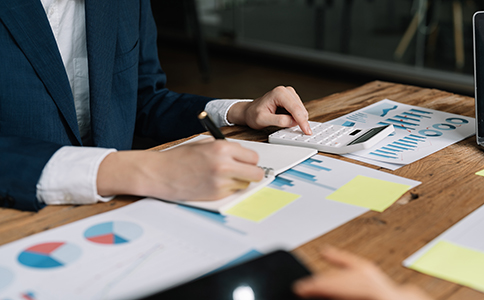 公司跨區(qū)變更地址：全面了解流程與注意...